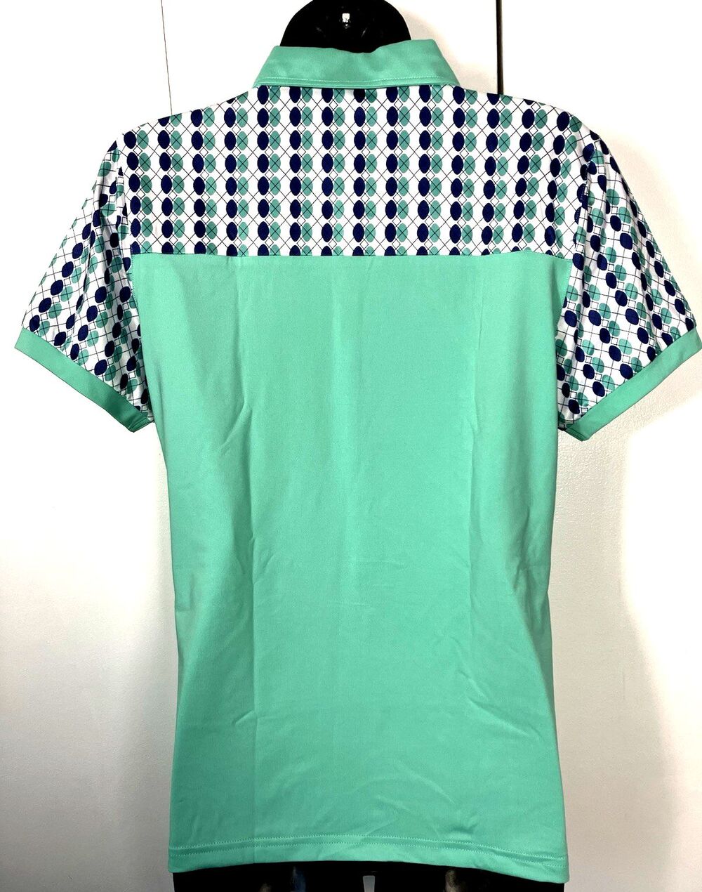 NWT Maelreg Performance Polo 15 Green Button up Size Med - Picture 8 of 8